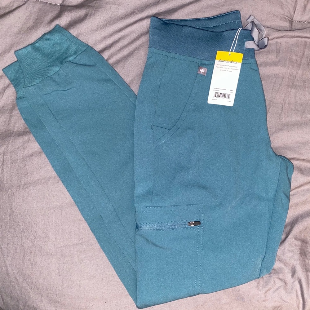 NWT Figs Hydrogreen Zamora XXS/R